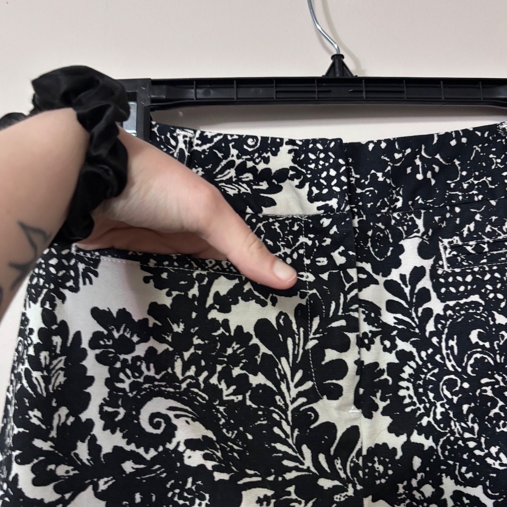 Talbots Womens Size 6 Black White Damask Paisley Print A-Line Stretch Skirt - Picture 7 of 10